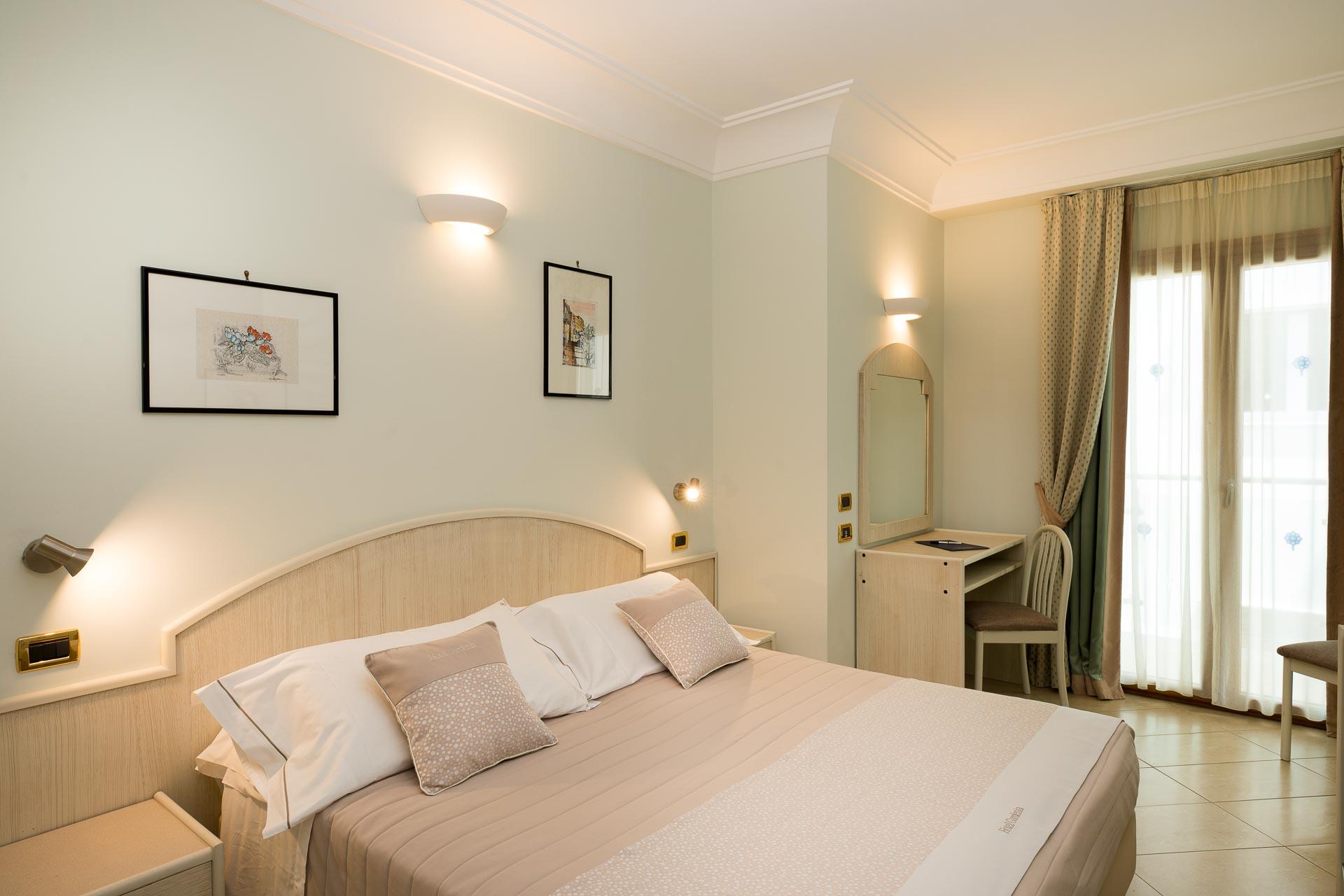 Classic Double Room,1114701927:JPEG
