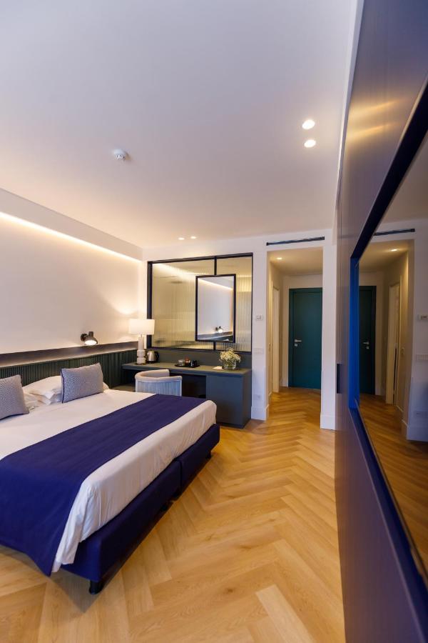 Deluxe Double or Twin Room Balcony