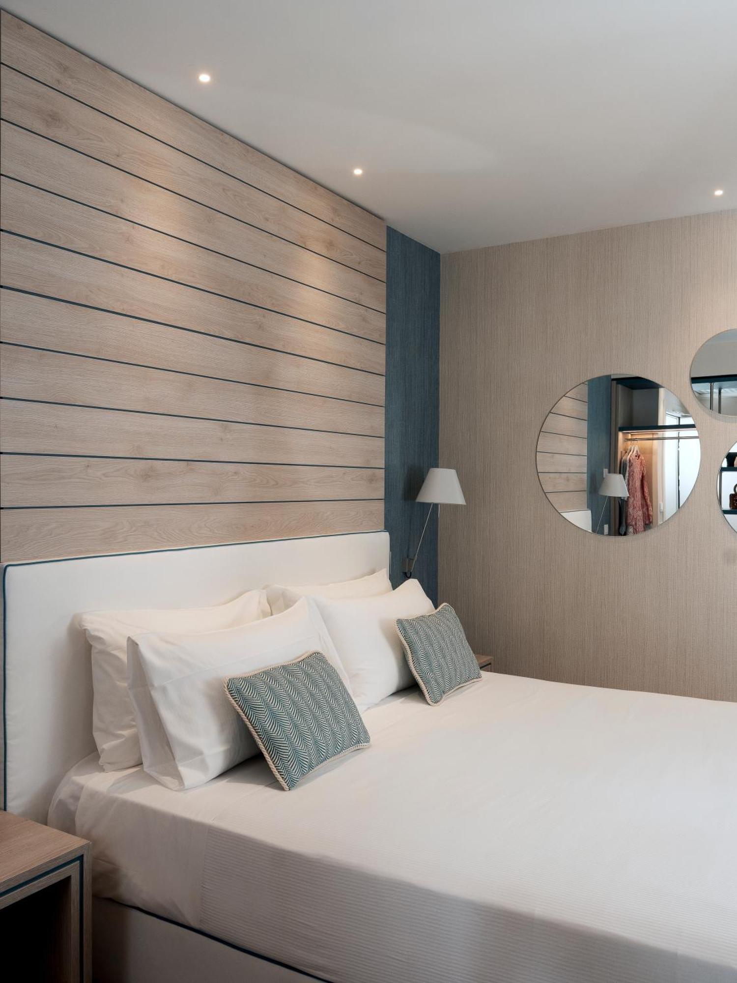 Double or Twin Room City View