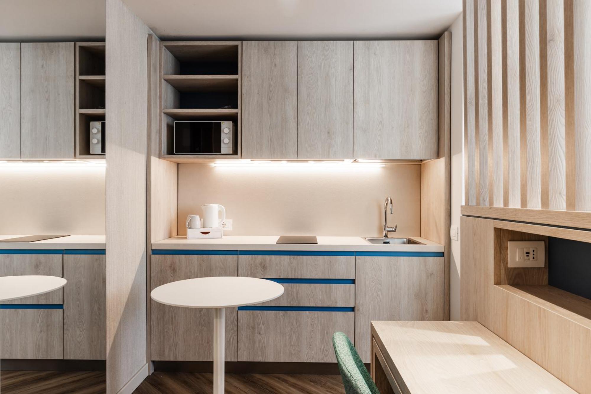 Studio Apartment