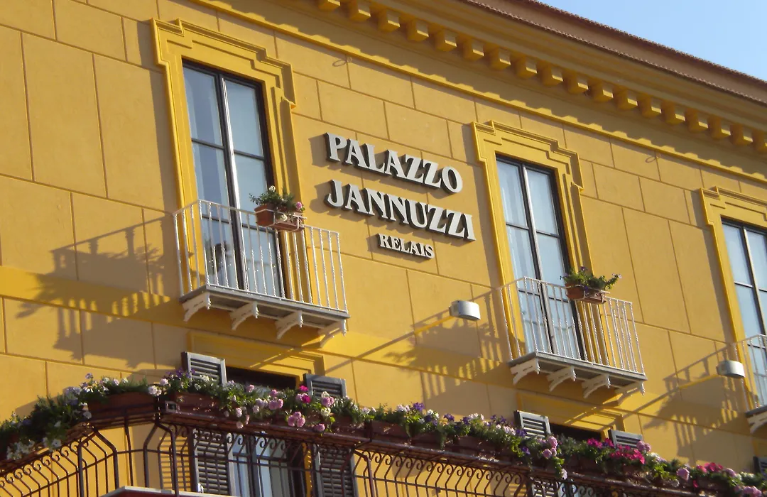 Palazzo Jannuzzi Relais-1