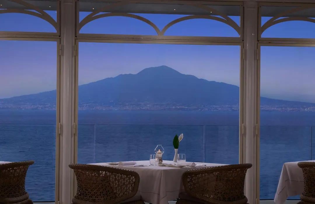 Grand Hotel Royal-1