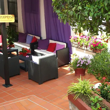 Hotel Villa Fiorita-3