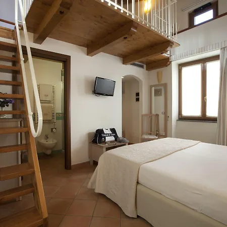 Relais Villa Angiolina-3